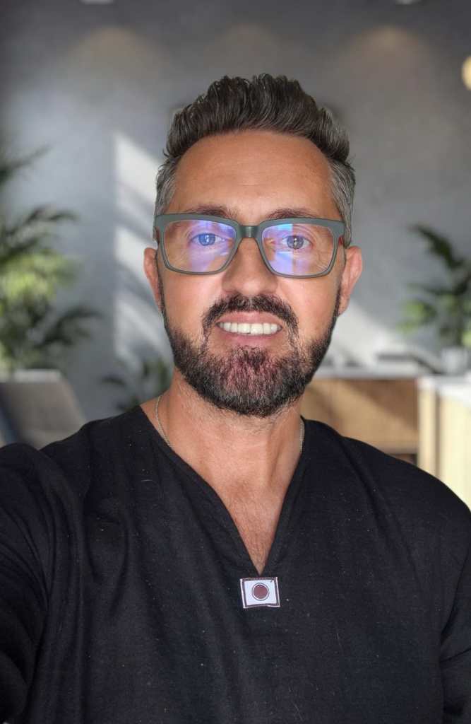 Osteopathy Syros Marcin Wojtaszek